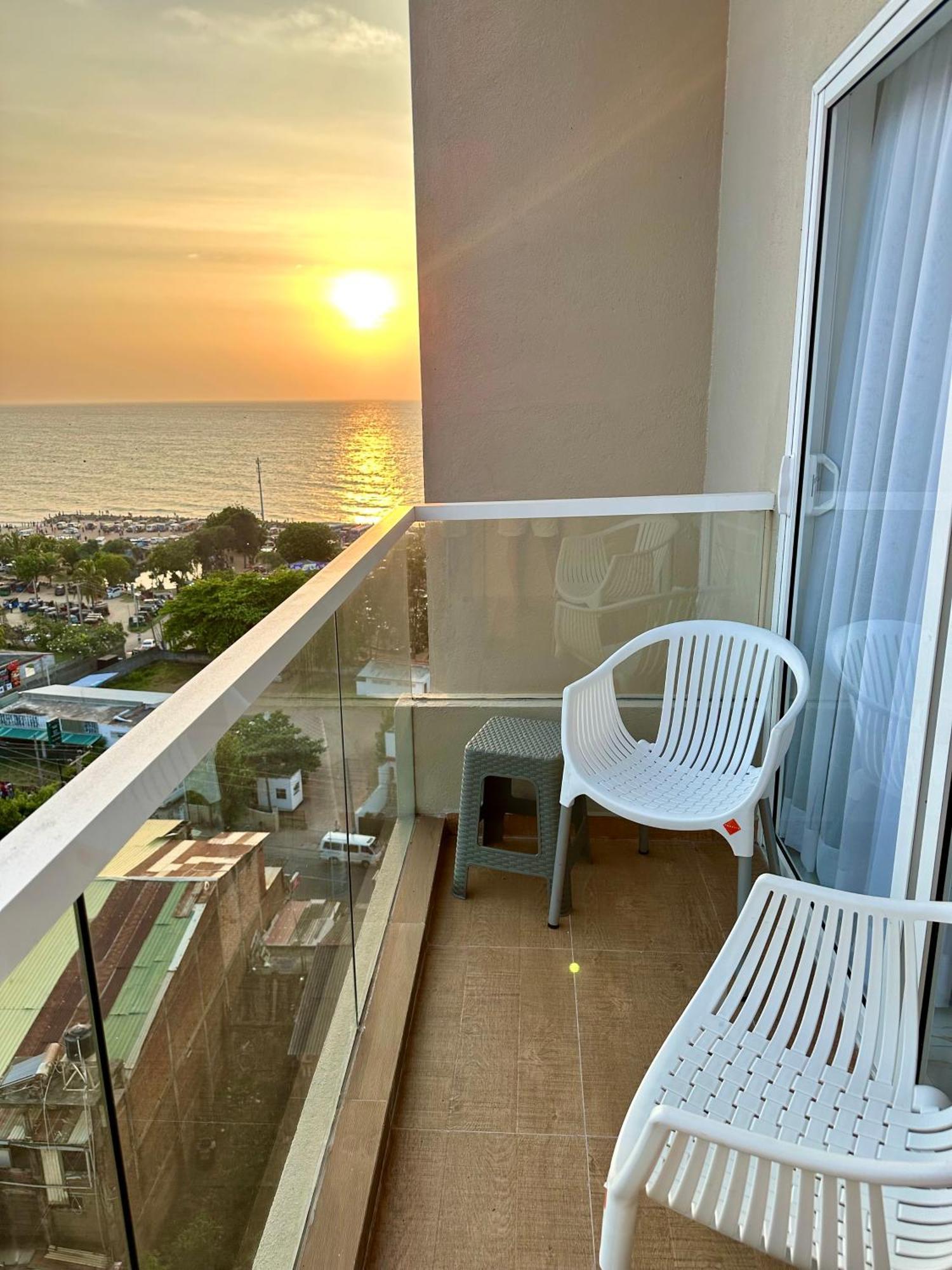 Ocean Breeze Hotel Residencies Britlanka Apartments Negombo Extérieur photo